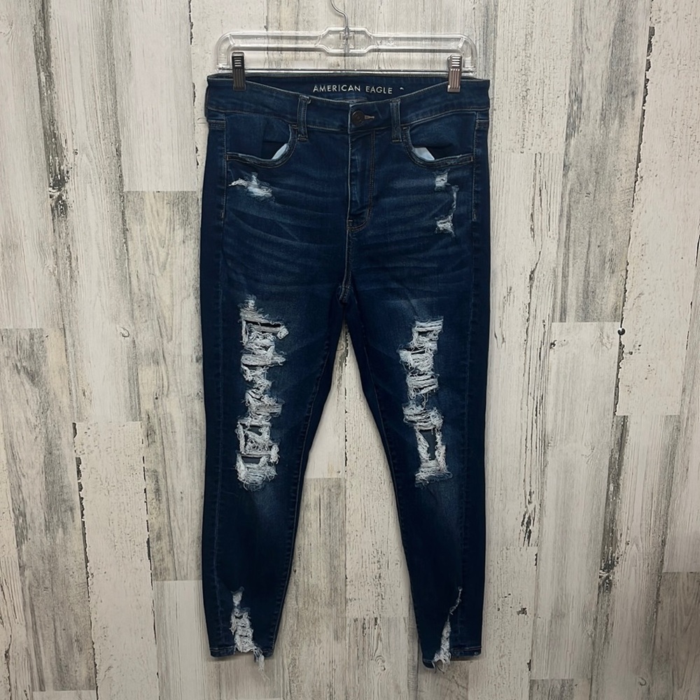 10 SHORT American Eagle jeans
